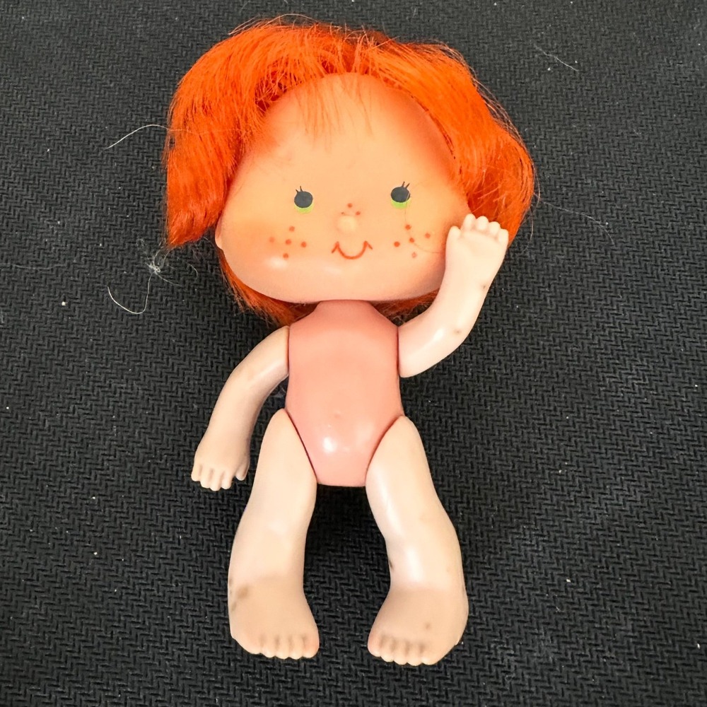 Vintage Strawberry Shortcake Apple Dumpling Doll Flat Hands Orange Hair 1980s